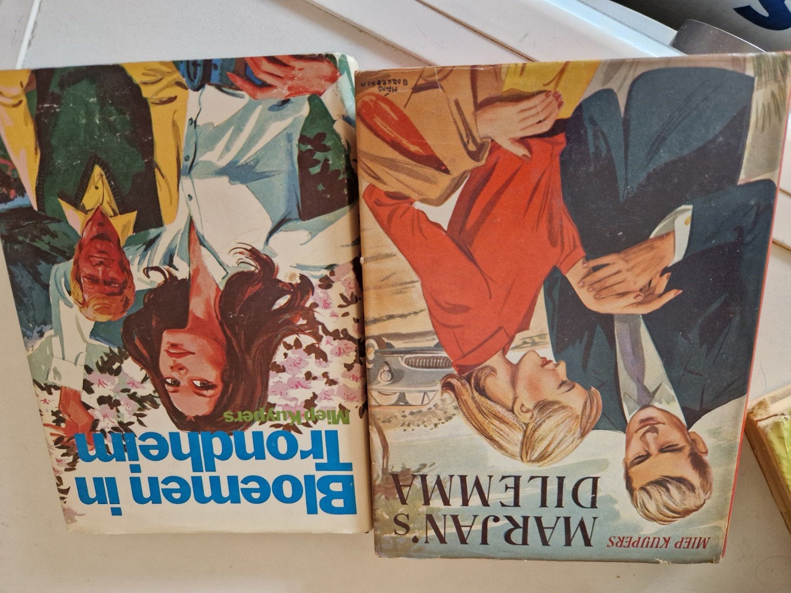 Bloemen in Trondheim - Miep Kuypers (De Zonne-reeks), Boeken, Ophalen of Verzenden, Gelezen, Miep Kuypers, Nederland