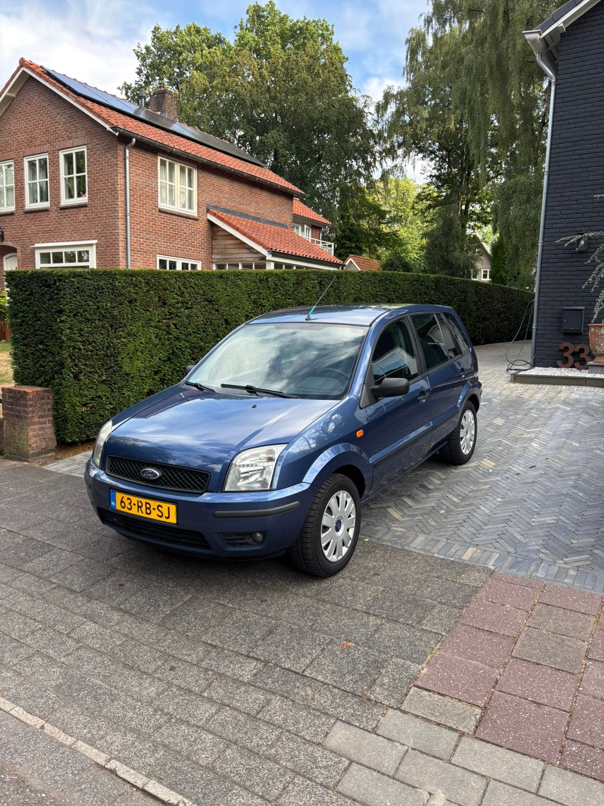 Ford Fusion 1.4 16V 2005 Blauw lees beschrijving, Auto's, Voorwielaandrijving, 15 km/l, 40 €/maand, Blauw