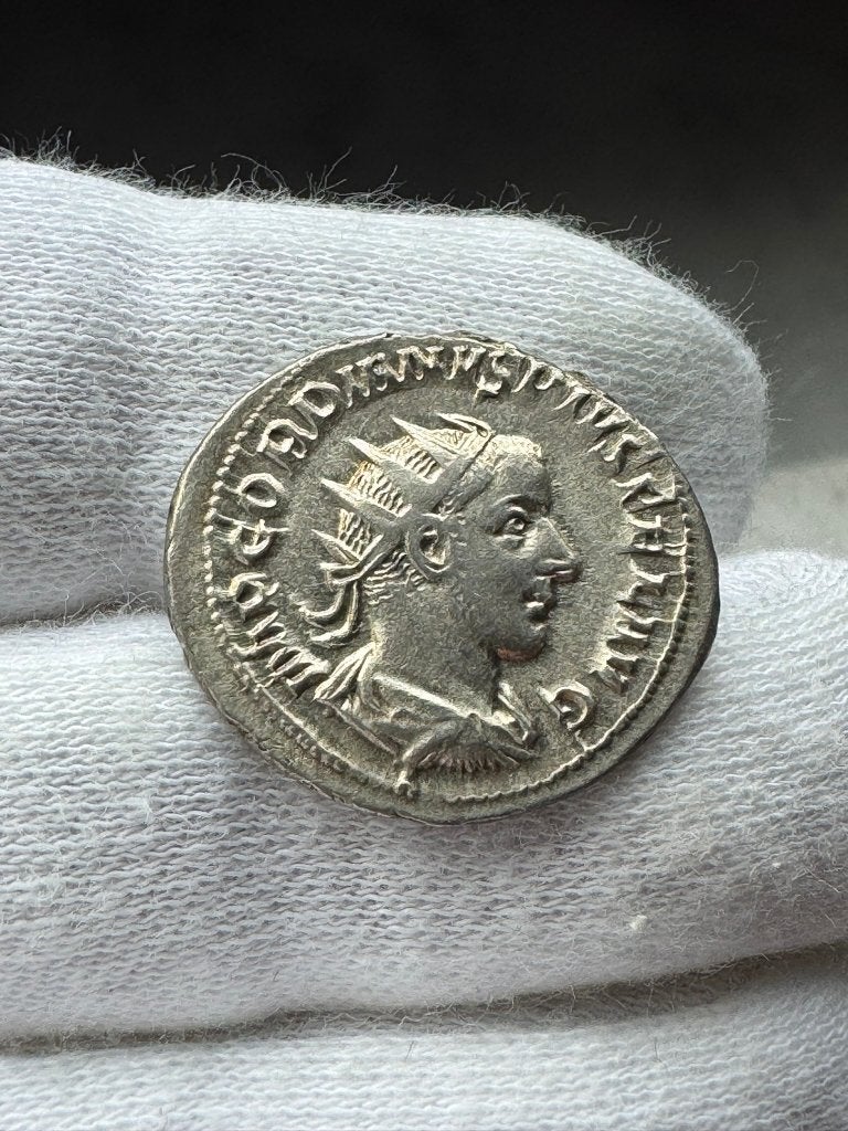 Romeinse Rijk - Gordianus III (Antoninianus, 242 AD), Ophalen of Verzenden, Overige landen, Losse munt, Zilver