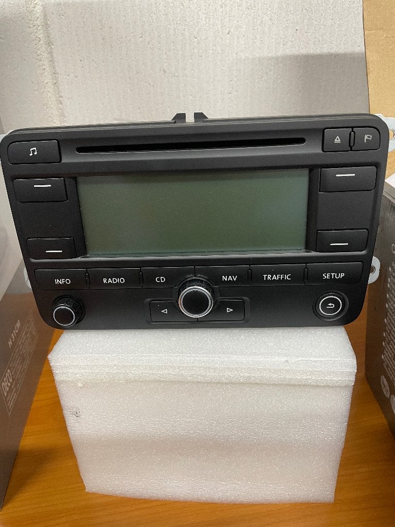 Orginele radio cd speler met navigatie VW, Ophalen, Zo goed als nieuw