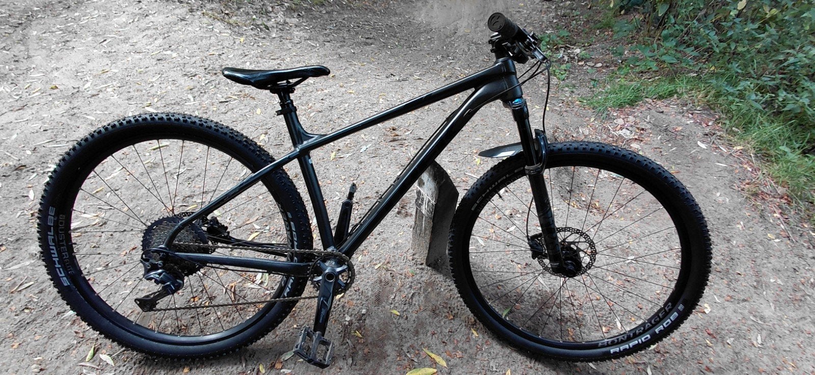 Trek X-Caliber 9 met Fox 32 Rhythm en 1x11 schakelset, Hardtail, Ophalen, Schijfrem, Trek