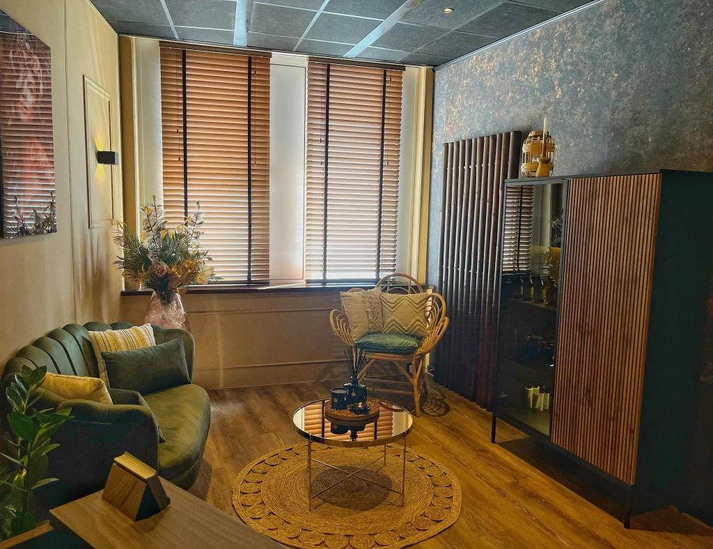 Japanese Head Spa Salon ter overname!, Ophalen, ., ., .