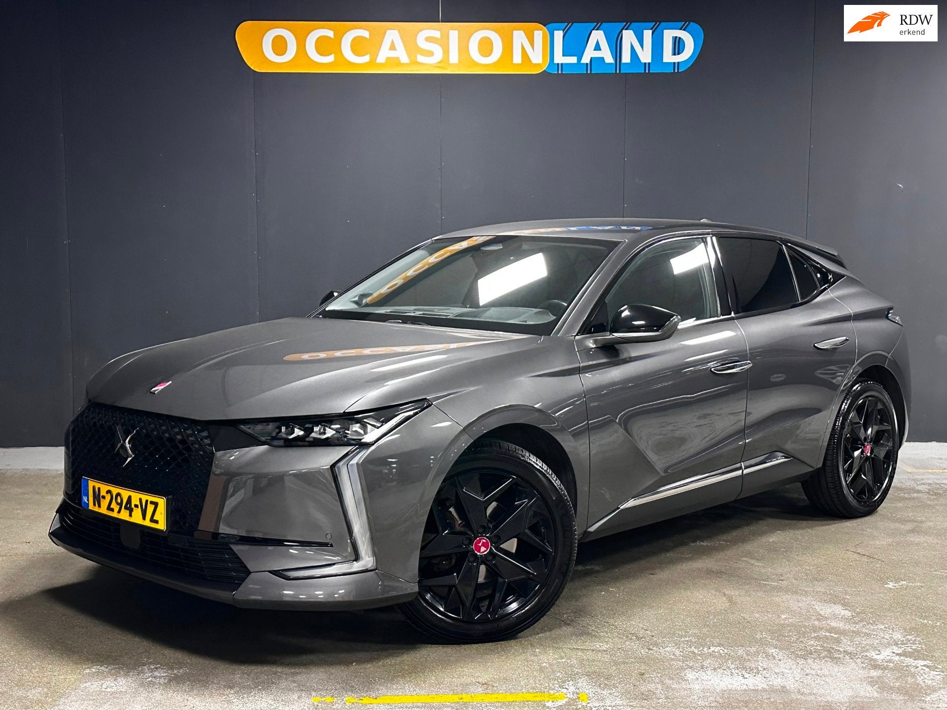 DS 4 1.2 PureTech Performance Line+|MATRIX|DODEHOEK|ACC|SFEE, Auto's, DS, Dealer onderhouden, Gebruikt, 1199 cc, Origineel Nederlands