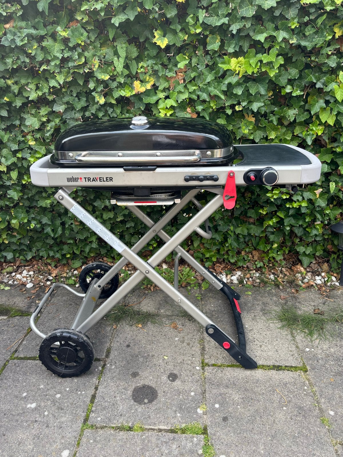 Weber Traveler BBQ - Draagbare Gasbarbecue, Ophalen, Zo goed als nieuw
