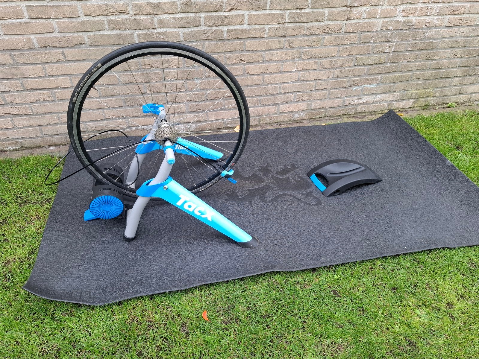 Tacx Booster fietstrainer met voorwielsteun en mat, Ophalen, Zo goed als nieuw, Overige typen
