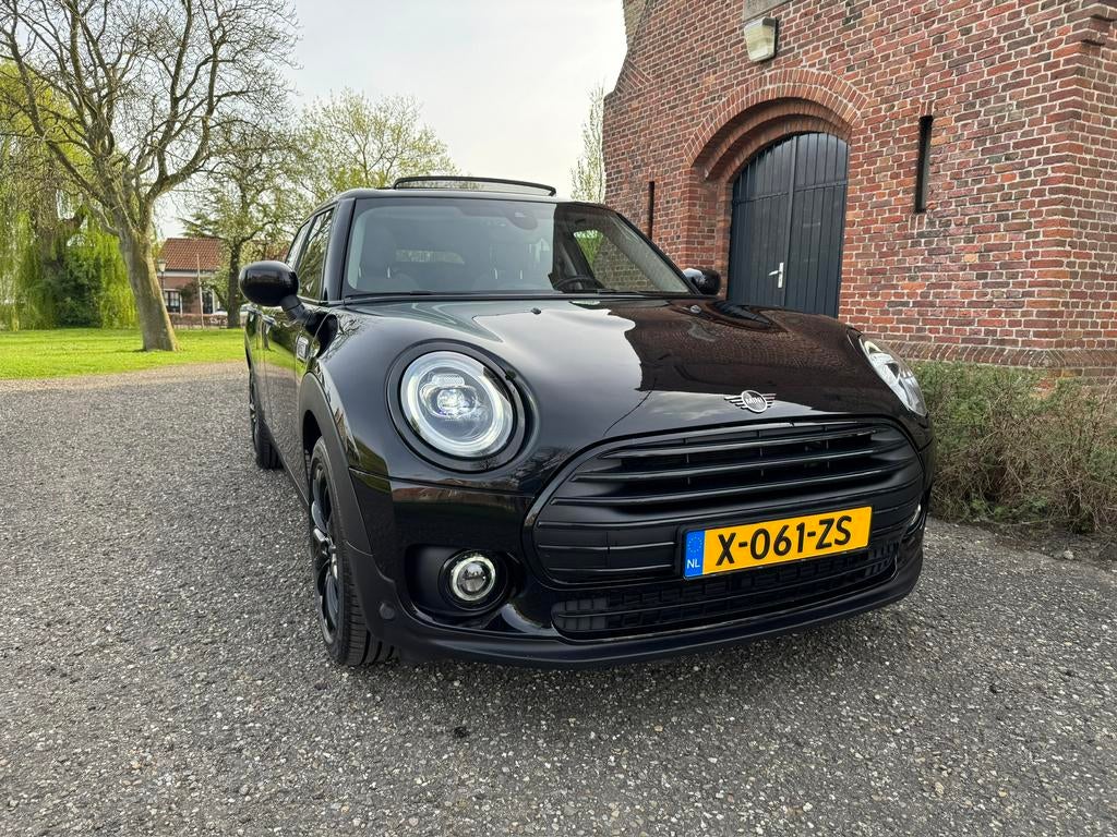 MINI Clubman 1.5 Panoramadak, Dealer onderhouden, Carplay, Auto's, Mini, Voorwielaandrijving, Euro 5, Adaptive Cruise Control