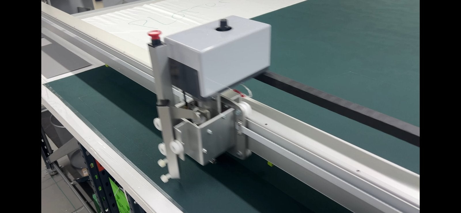 Cnc Prosail snijplotter met 3 zone vacuüm tafel, Ophalen, Saliseal, Info@saliseal.com, Visserijweg 28-8 1446AR Purmerend
