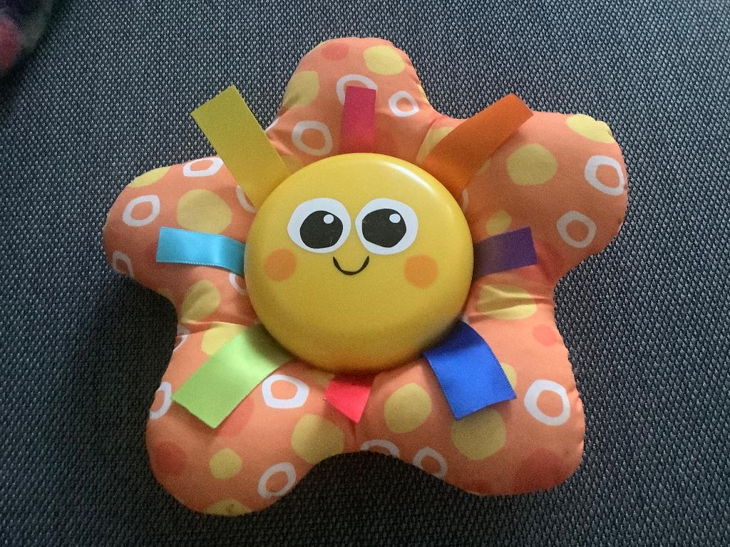 Lamaze babyspeelgoed muziekdoos babygym, Kinderen en Baby's, Speelgoed | Babyspeelgoed, Ophalen, Zo goed als nieuw, Babygym, Met licht