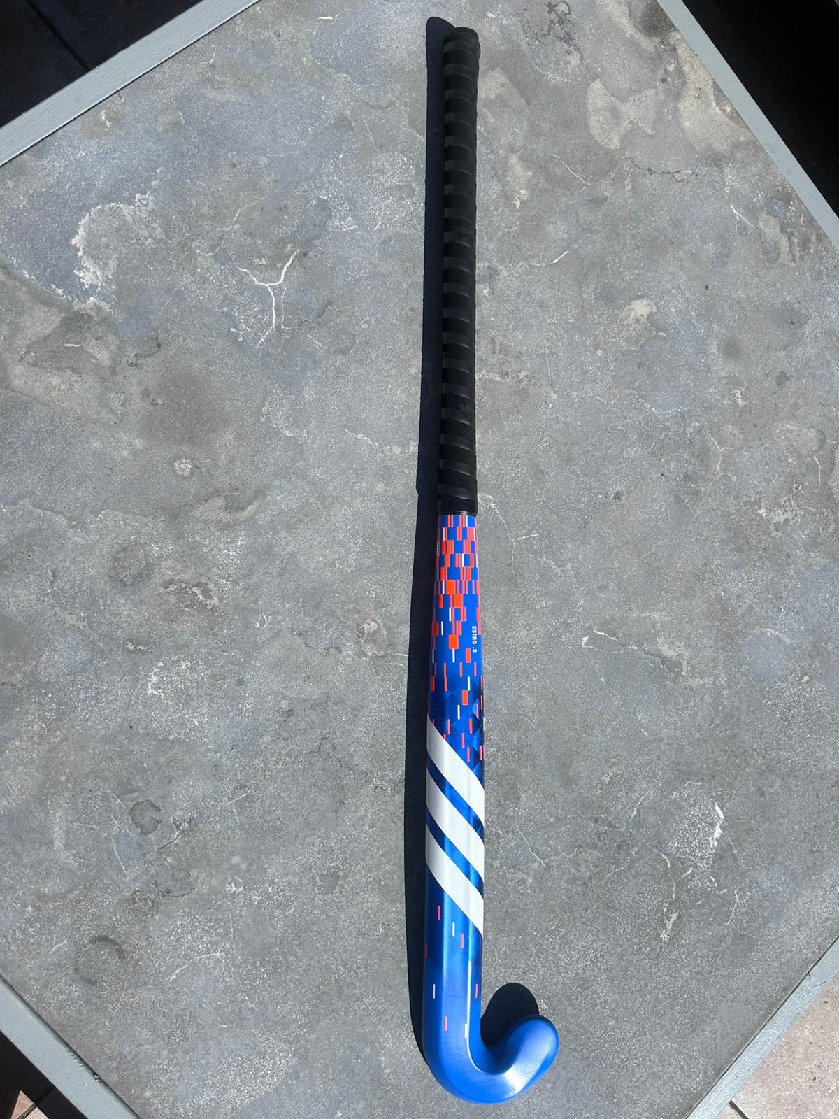 Te koop: Adidas Estro 3 hockeystick van 36,5 inch, Verzenden, Zo goed als nieuw, Stick