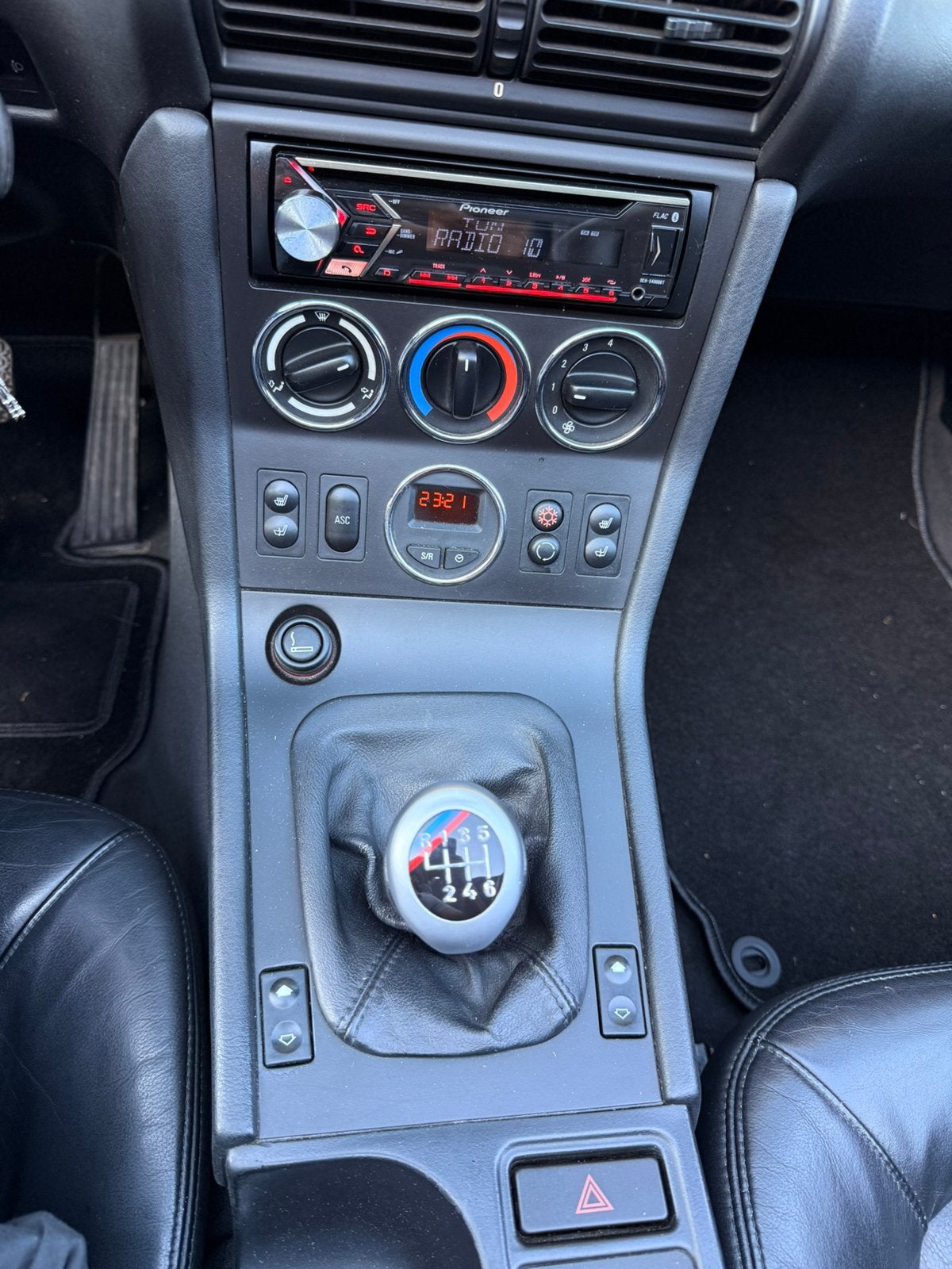 Foto 21 van BMW Z3 2.2 I  2001