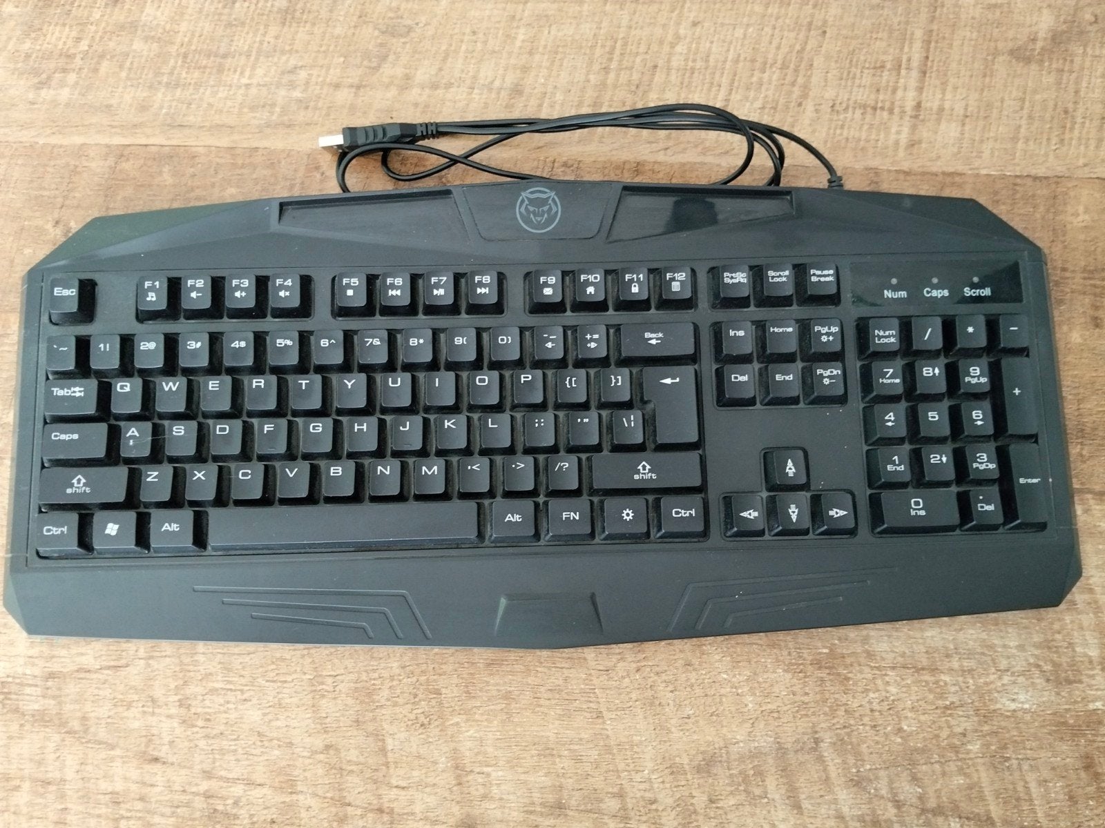 Gaming toetsenbord met draad, Gaming toetsenbord, Ophalen of Verzenden, Zo goed als nieuw, QWARE
