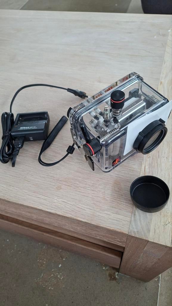 Ikelite onderwaterhuis voor Nikon camera met oplader, Ophalen of Verzenden, Zo goed als nieuw, Meer dan 40 meter, Onderwaterhuis