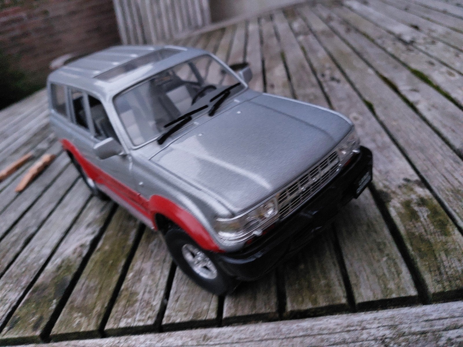 Toyota Land Cruiser Schaalmodel 1:18 Road Tough, Ophalen of Verzenden, Gebruikt, Auto, Overige merken