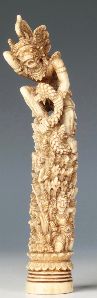 Hertshoornen beeldje van Hanuman, Naga etcetera, Antiek en Kunst, Natuurlijk materiaal, Ophalen of Verzenden, Indonesië, Handgemaakt
