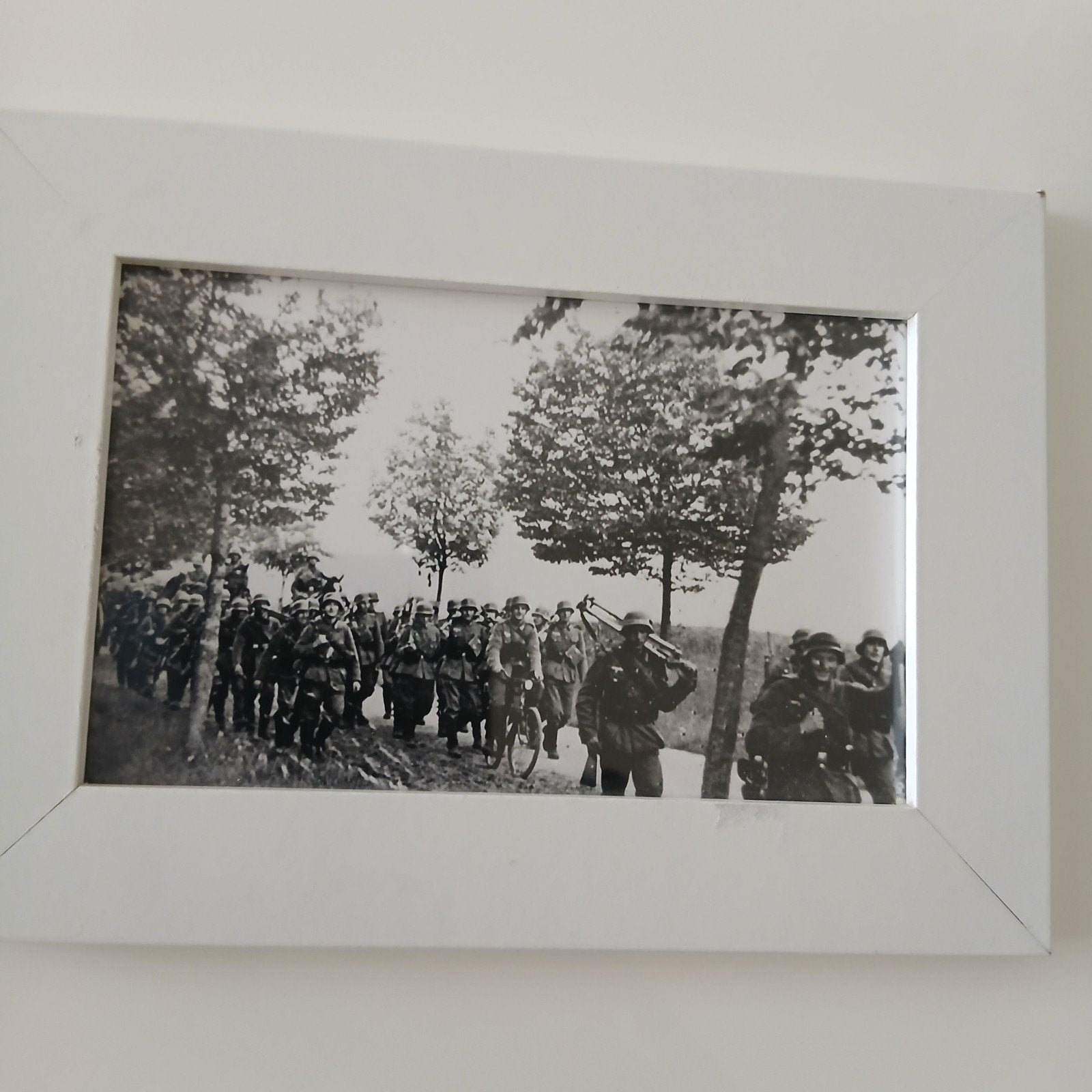 18 ingelijste REPRODUCTIE foto's van de Tweede Wereldoorlog, Ophalen