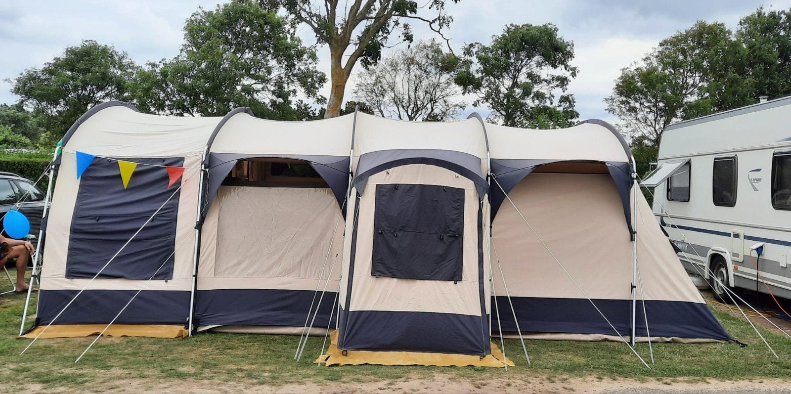Obelink Amazonas 600 tunneltent, Ophalen, Zo goed als nieuw, Tot en met 6