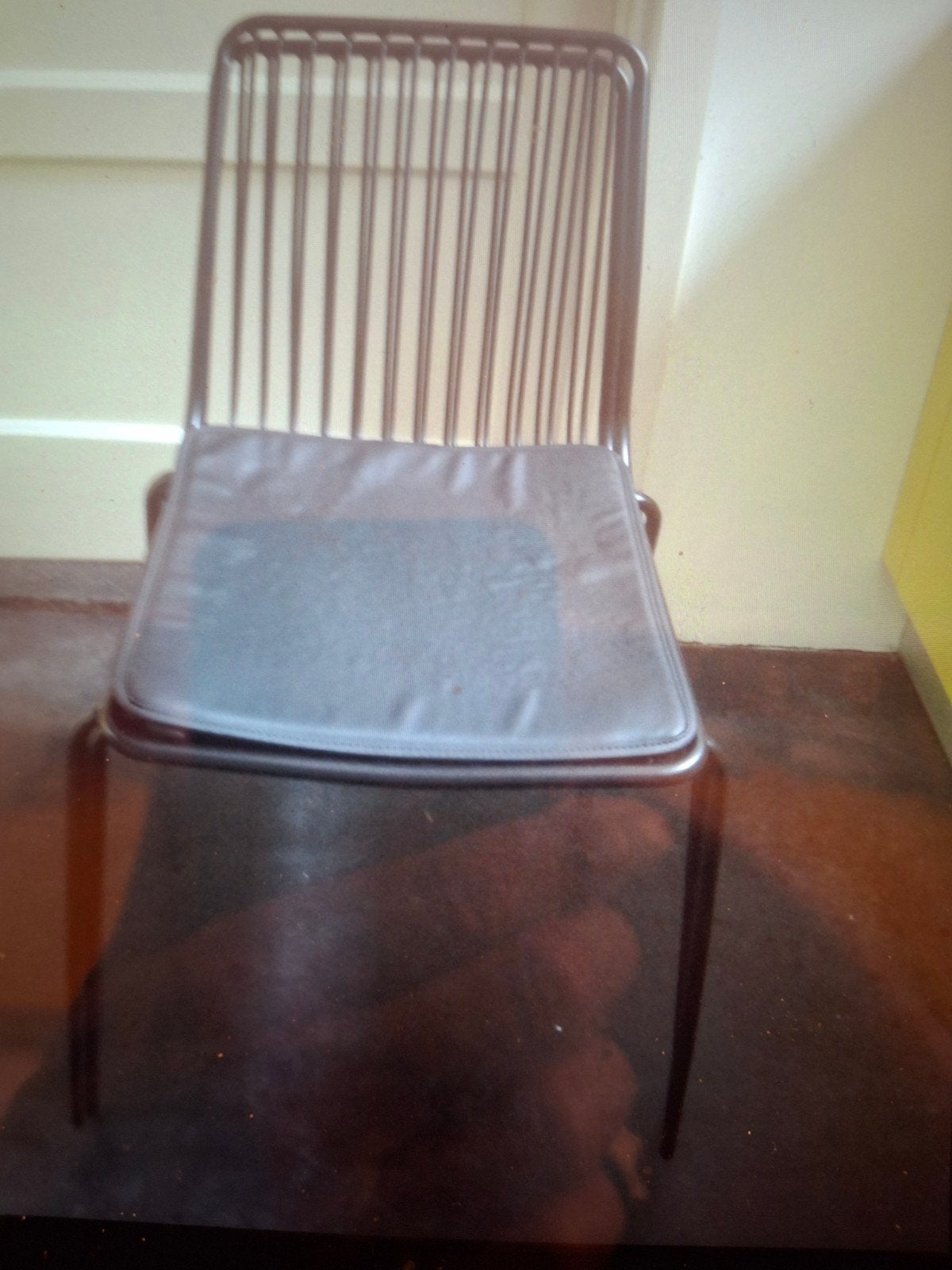 Design draadstaal stoelen., Ophalen