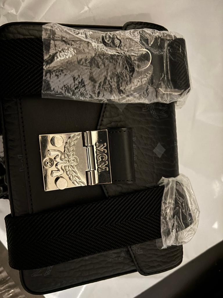 MCM Crossbody Tas Zwart - Nieuwstaat, Sieraden, Tassen en Uiterlijk, Tassen | Damestassen, Verzenden, Nieuw, Zwart, Schoudertasje