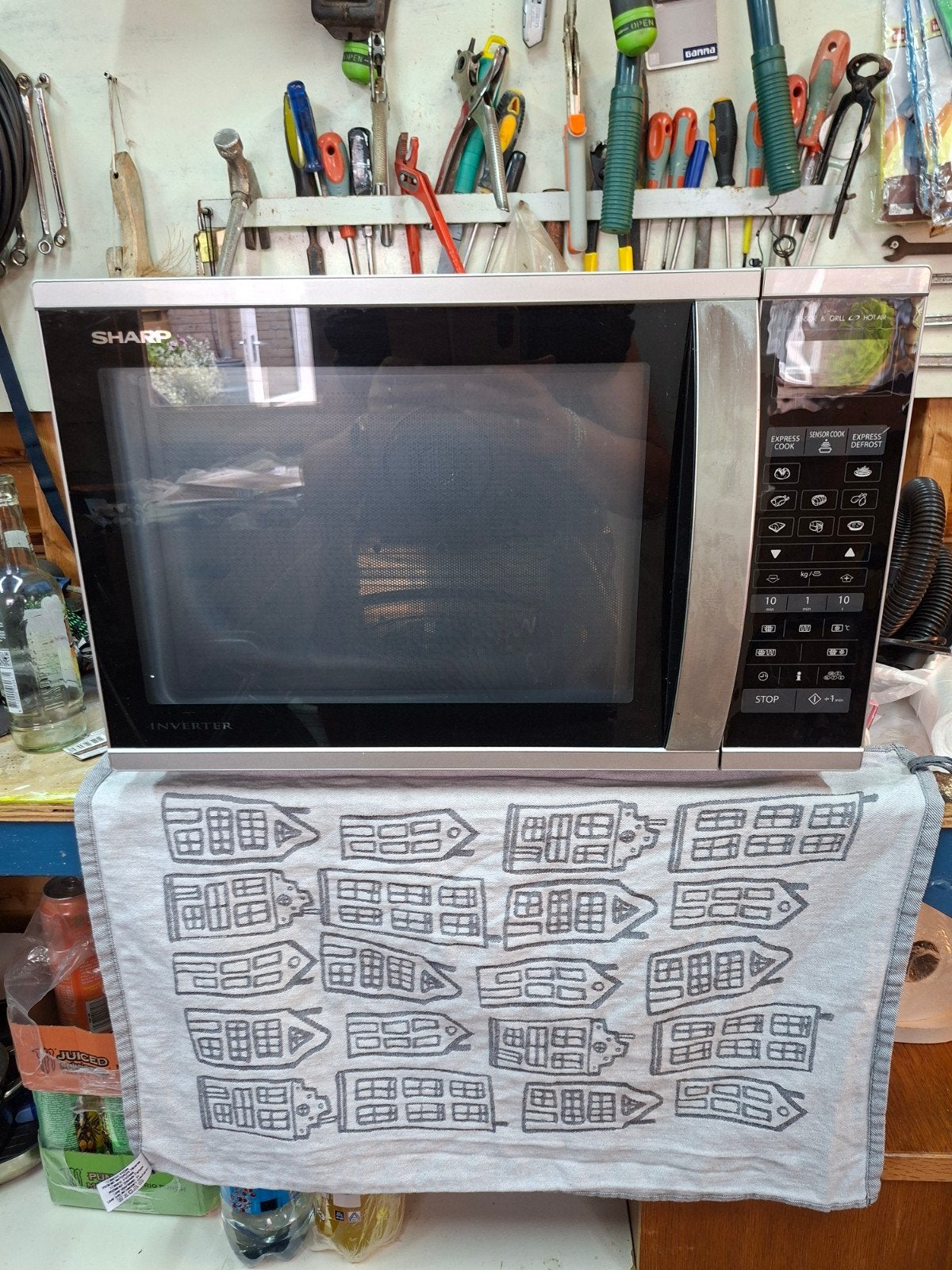 Sharp R971INW Combimagnetron - Zilver, 40L, Inverter, Witgoed en Apparatuur, Magnetrons, Gebruikt, Vrijstaand, Combimagnetron