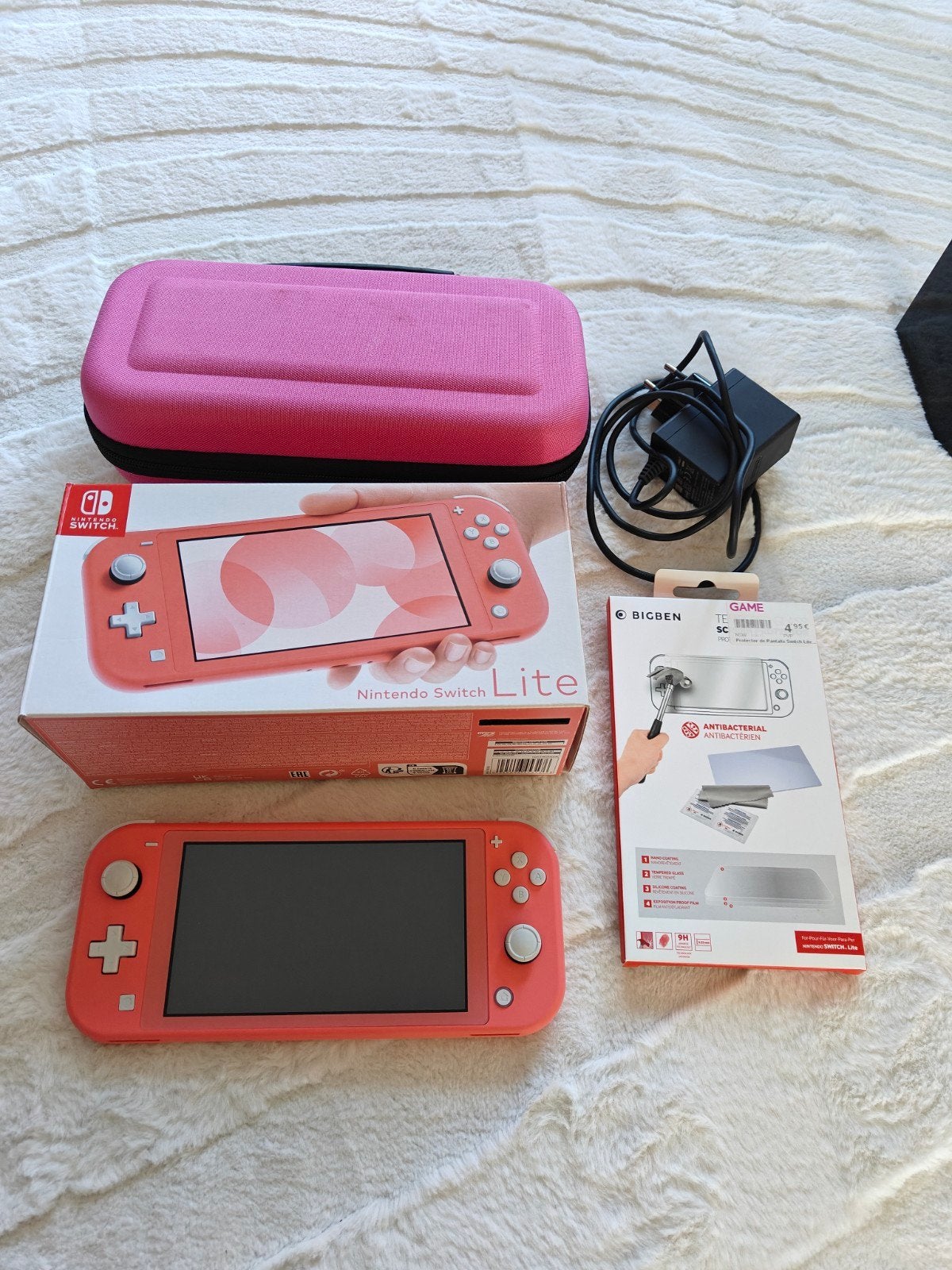 Nintendo switch lite roze in nieuwstaat