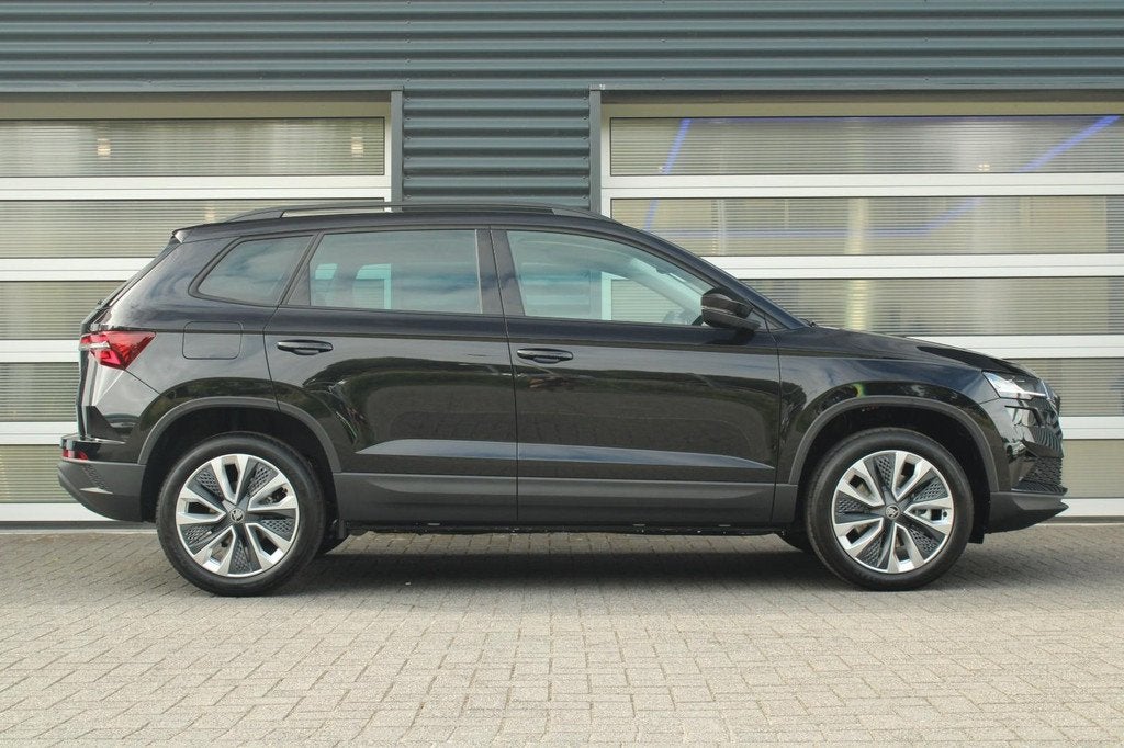 Skoda Karoq 1.5 TSI 150pk ACT Business Edition Ultimate | 18, Auto's, Skoda, 12 maanden, Stof, 1498 cc, Euro 6