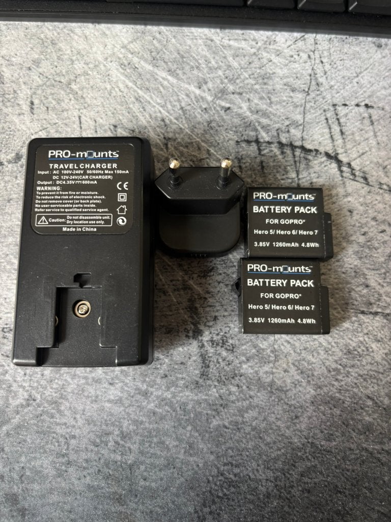 PRO-mounts GoPro-lader + 2 accu's