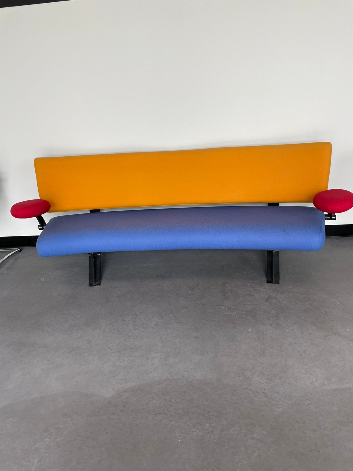 Designbank Artifort Orbit, Ophalen, Driepersoons, 75 tot 100 cm, Stof