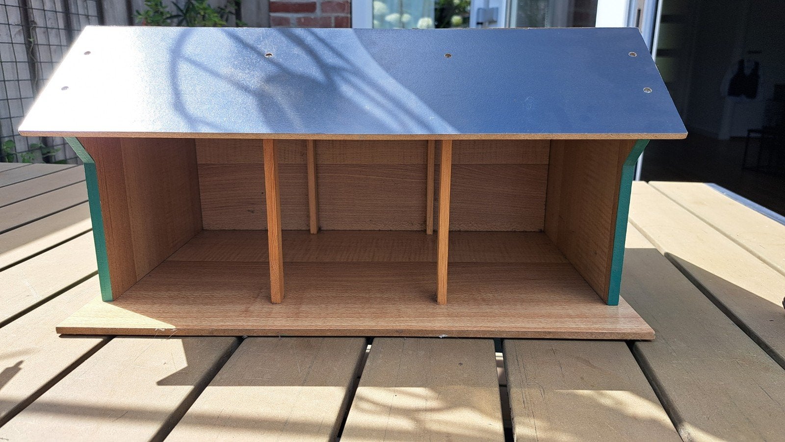 Siku loods - Houten schuur voor speelgoedvoertuigen, Ophalen, Zo goed als nieuw