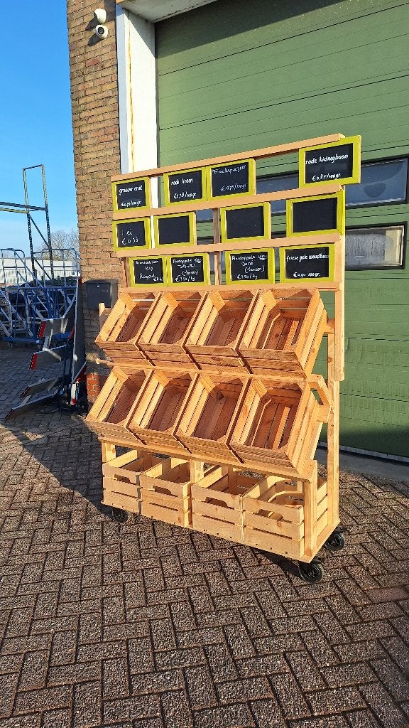 groentestelling met 12 kisten op zwenkwielen, Ophalen, Zo goed als nieuw, 150 tot 200 cm, Industriepark 2a 9351PA Leek
