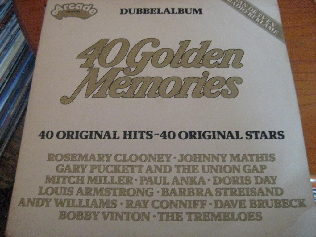 2 LPs, 40 Golden Memories, 40 Golden Hits - Original Artists, Dubbel-LP, Ophalen of Verzenden, Zo goed als nieuw, 12 inch