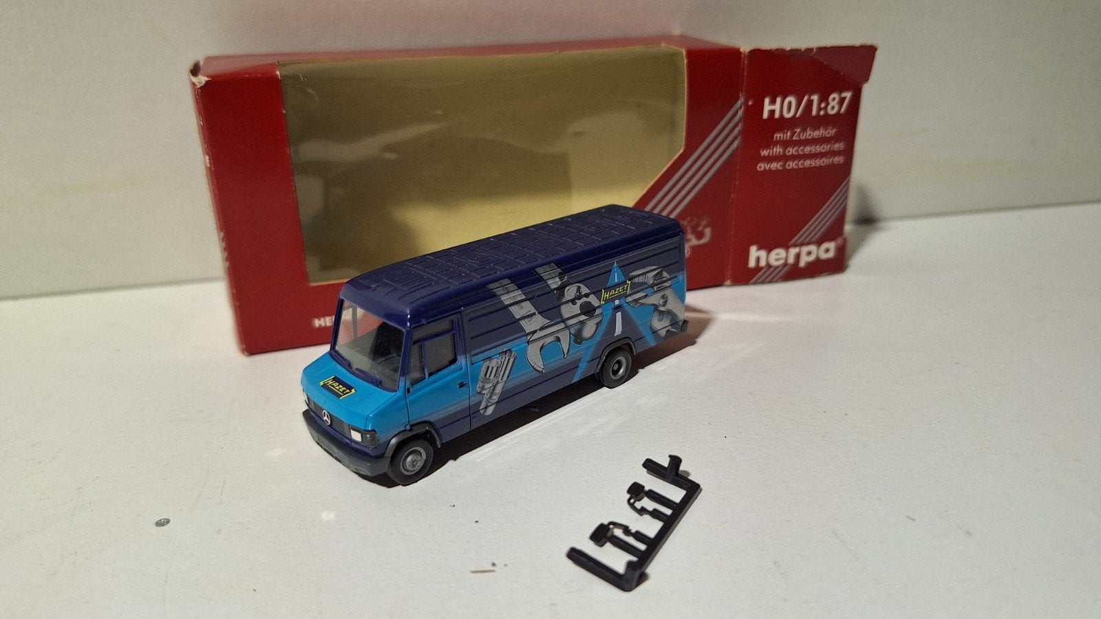 Herpa 1 op 87, Ophalen of Verzenden, Zo goed als nieuw, Bus of Vrachtwagen, Herpa