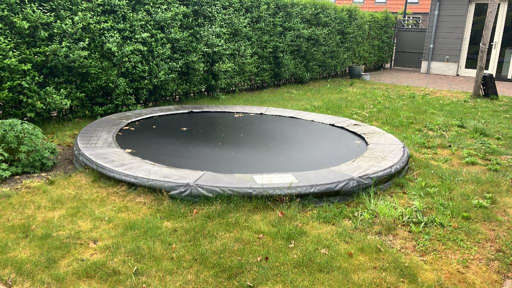 trampoline, Ophalen, Gebruikt