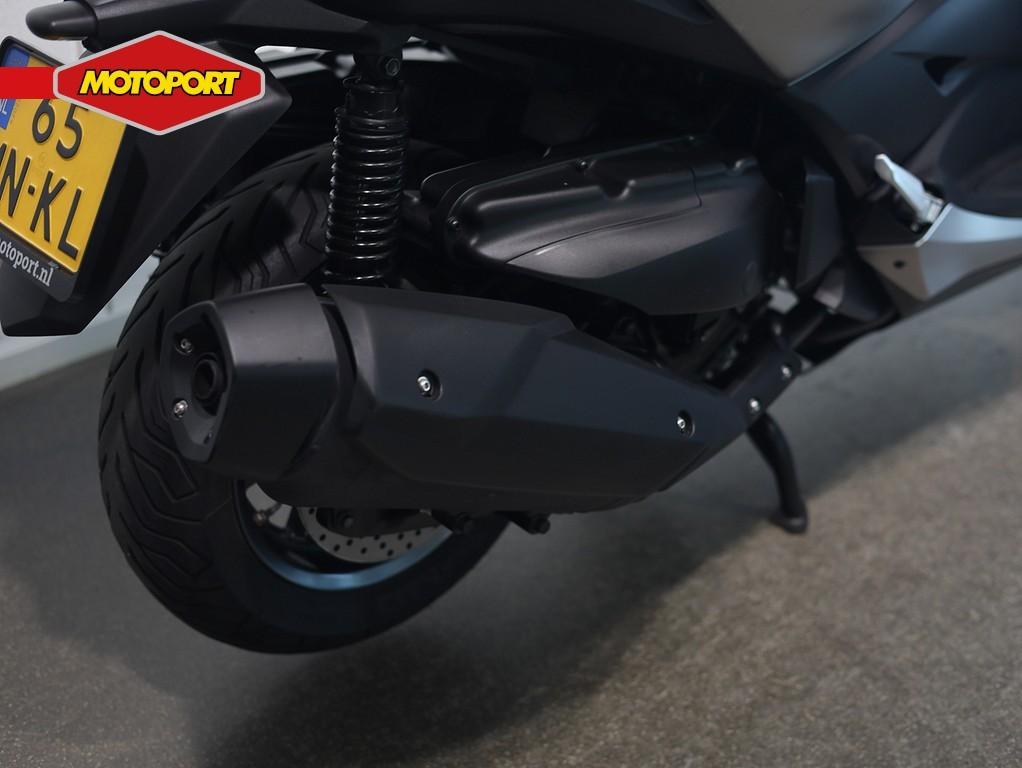 Yamaha XMAX 400 ABS (bj 2020), Scooter, Klantenservice@yamaha-motor.nl, Koolhovenlaan 101
1119 NC  Schiphol-Rijk, NL, 12 t/m 35 kW