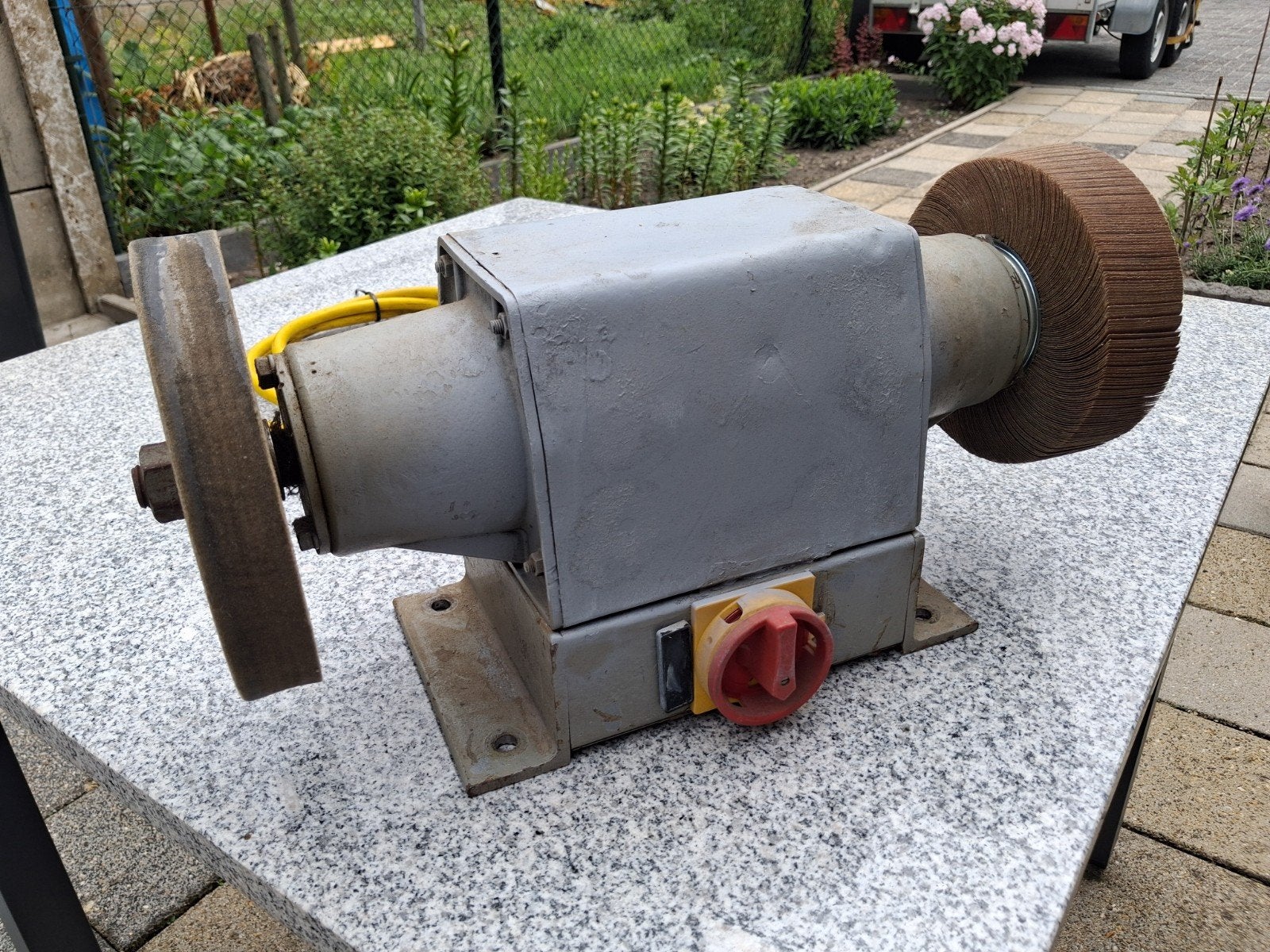 Creusen DS 9200 Werkbankslijpmachine, Ophalen, Gebruikt, 1000 watt of meer, Werkbankslijpmachine