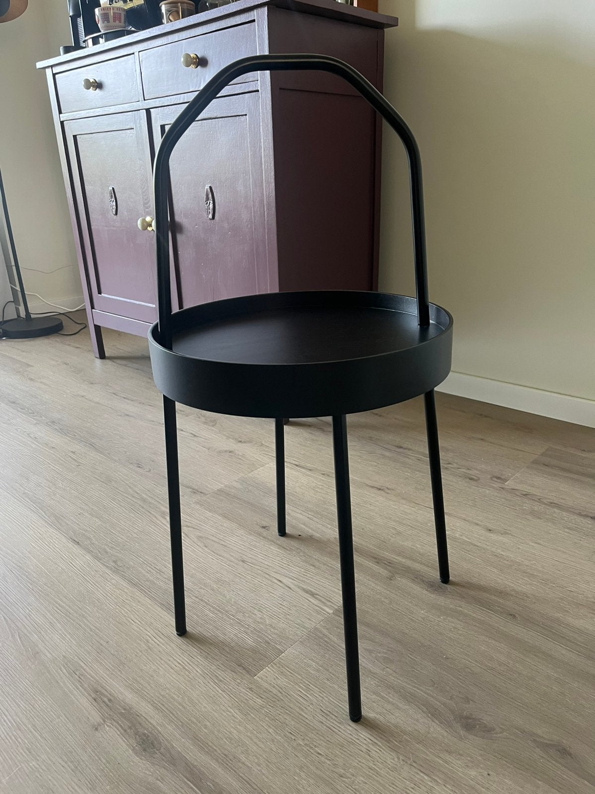 Ikea bijzettafel burvik, Minder dan 55 cm, Rond, Zo goed als nieuw, Ophalen