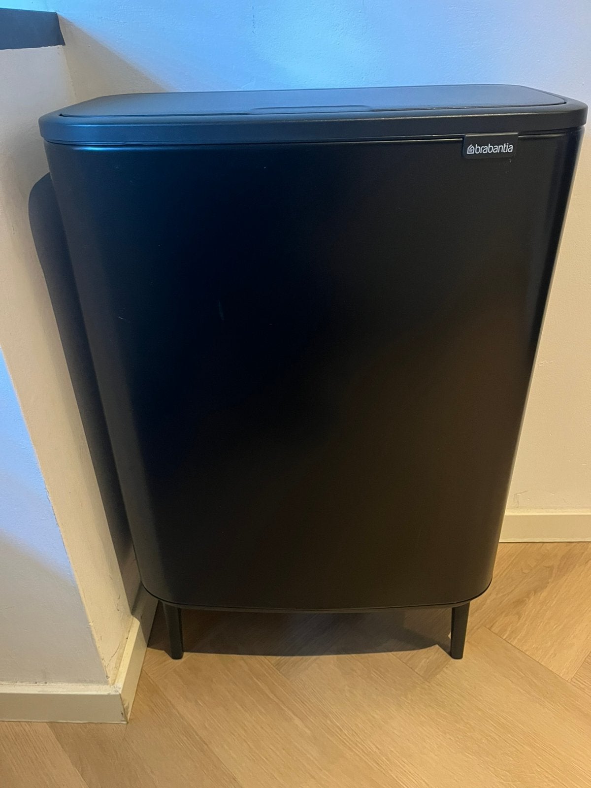 Brabantia 60 liter prullenbak, Ophalen, 40 liter of meer, Zo goed als nieuw, 75 – 100