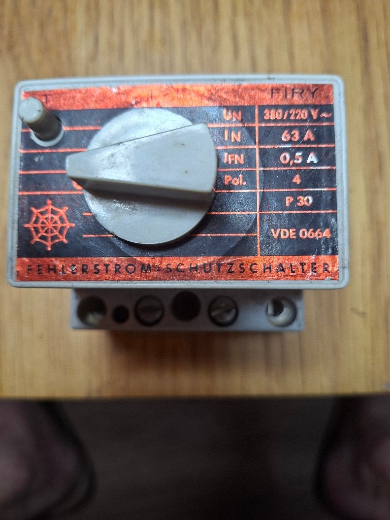 Schupa (FIRI) aardlekschakelaar, Ophalen of Verzenden, Gebruikt, Overige merken, Schakelaar