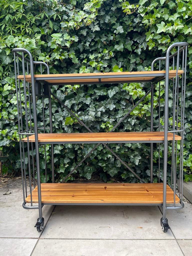 Stevige en praktische rolwagen/wandrek met 3 planken, Ophalen, Zo goed als nieuw
