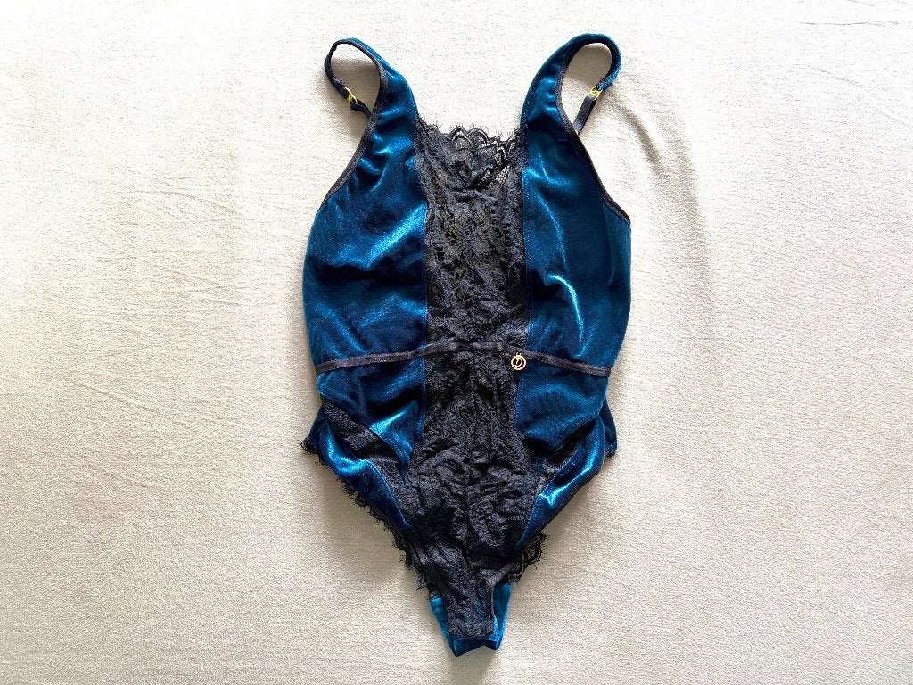 Hunkemöller body + string - fluweel met kant, Verzenden, Blauw, String