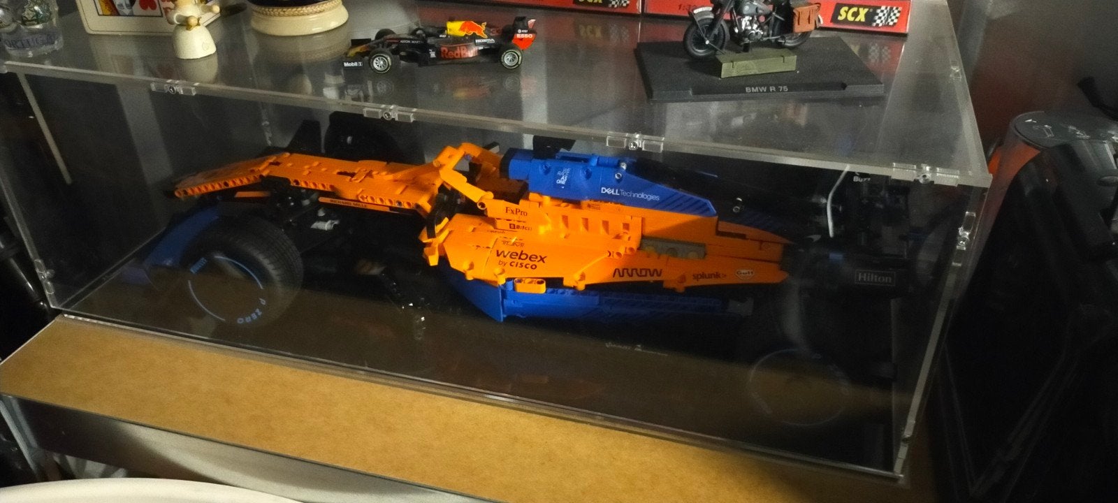 Lego Formule 1 schaalmodel McLaren in vitrine, 65 cm, Ophalen of Verzenden, Zo goed als nieuw