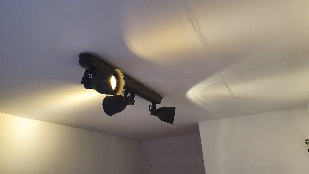 Plafondlamp, 3 spots, Ikea Hektar, donkergrijs,, Huis en Inrichting, Ophalen of Verzenden, Zo goed als nieuw
