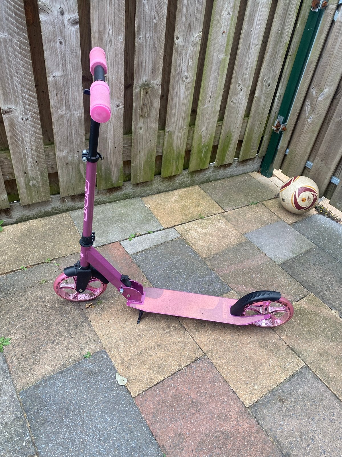 Roze meisjes step - verstelbaar en met standaard, Fietsen en Brommers, Steps, Ophalen, Zo goed als nieuw, Gewone step