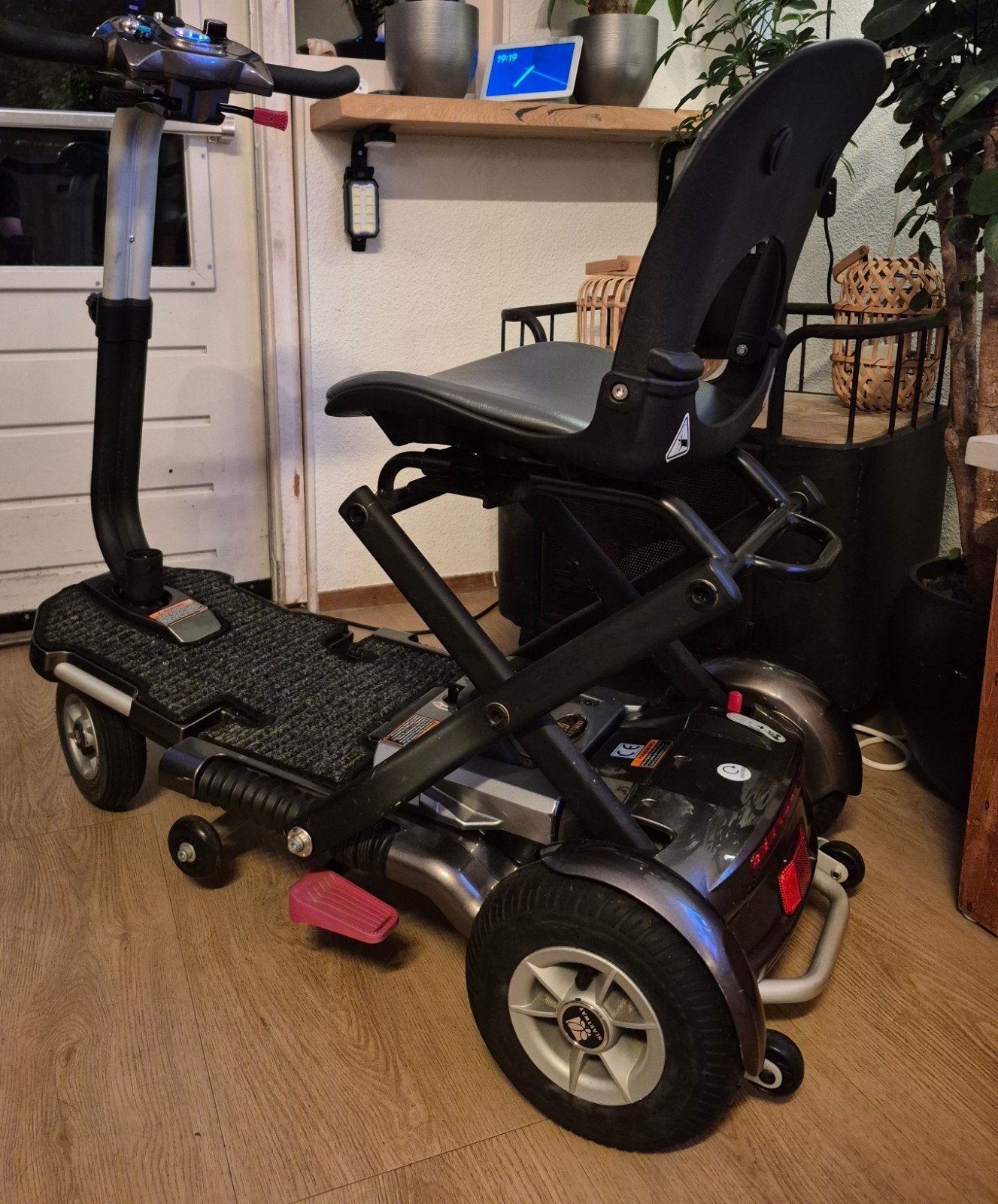 Mango Bobby deluxe Opvouwbare Scootmobiel, Ophalen, 10 km/u of minder, Zo goed als nieuw, Mango