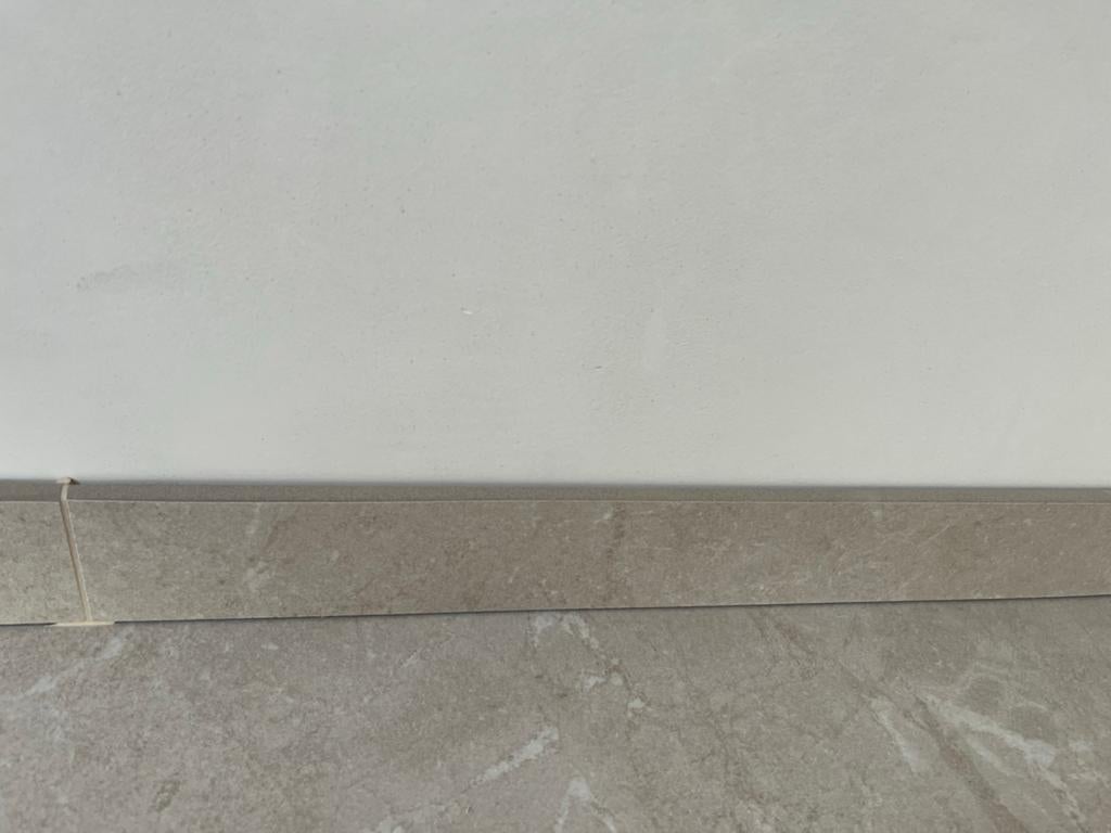 Keramik plinten van Pamesa . Nieuwe !!!!, Ophalen, Hardsteen, Nieuw, 250 cm of meer