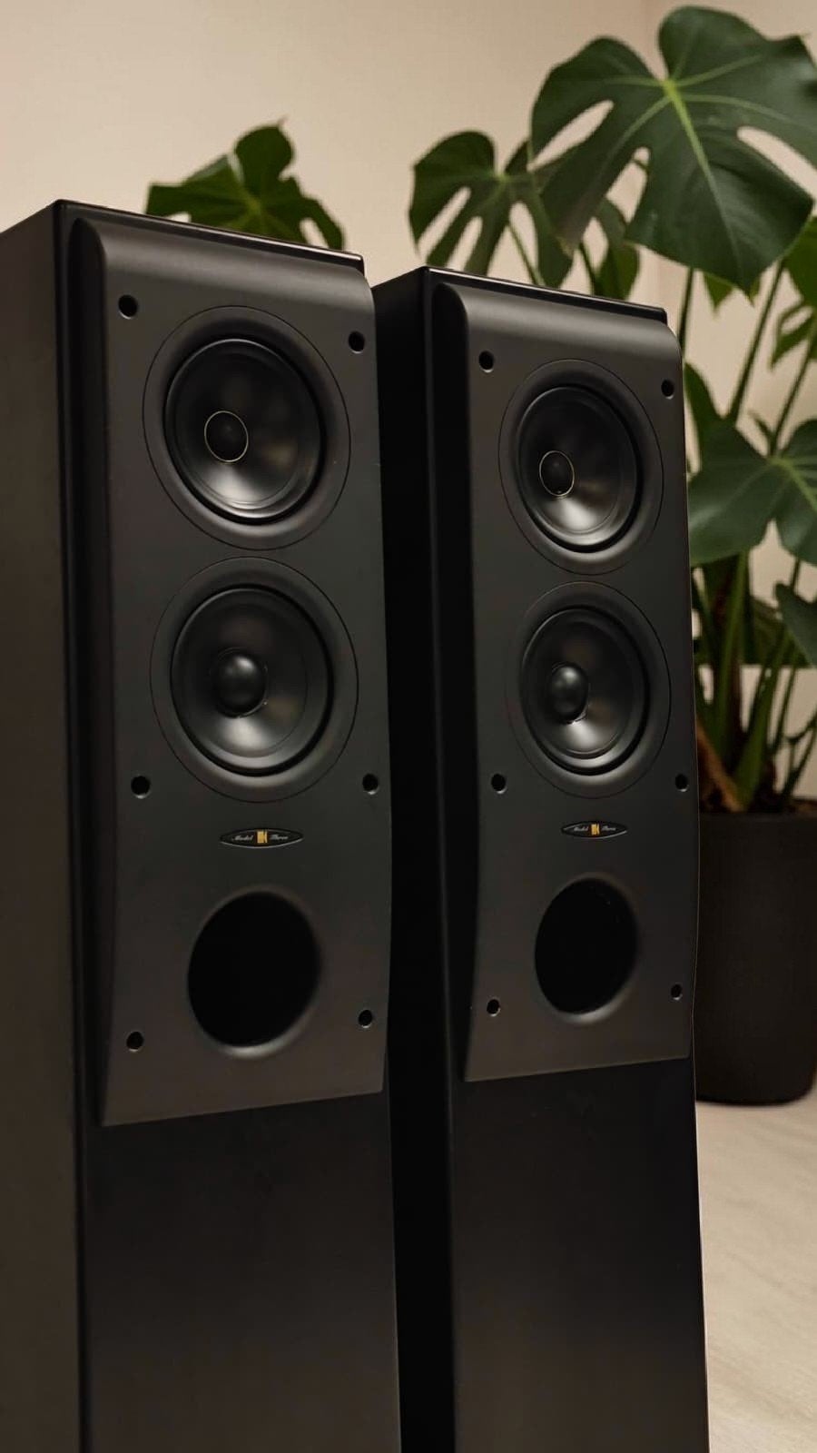 Kef Reference model three, Audio, Tv en Foto, Luidsprekers, Zo goed als nieuw, 120 watt of meer, Front, Rear of Stereo speakers