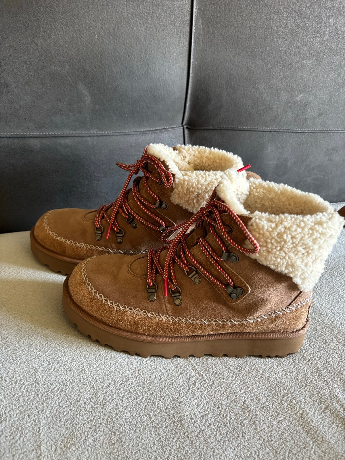 Ugg laarzen met teddy voering - Maat 43, Ophalen of Verzenden, Zo goed als nieuw, Bruin, Lage of Enkellaarzen