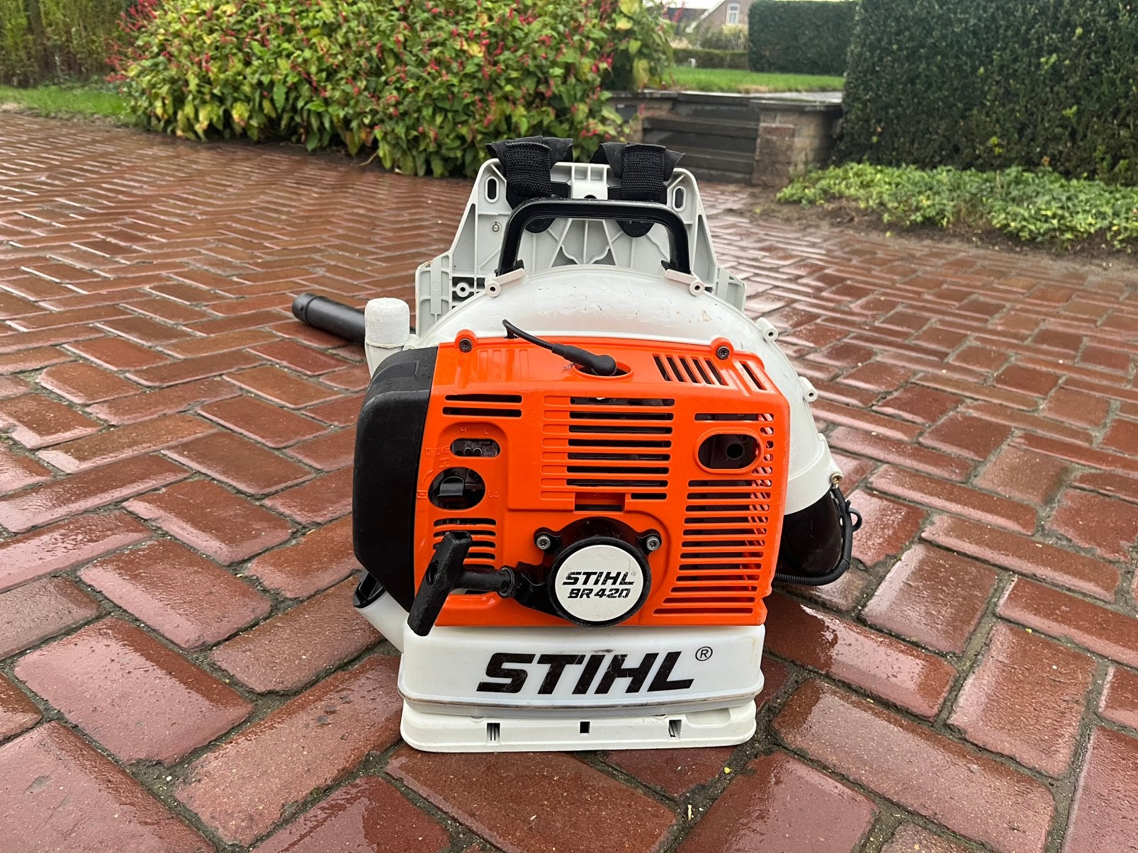 Stihl BR 420 ruggedragen bladblazer, Tuin en Terras, Ophalen, Gebruikt, Benzine, Ruggedragen