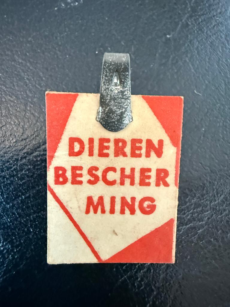 Speldje pin Dierenbescherming, Ophalen of Verzenden, Overige onderwerpen