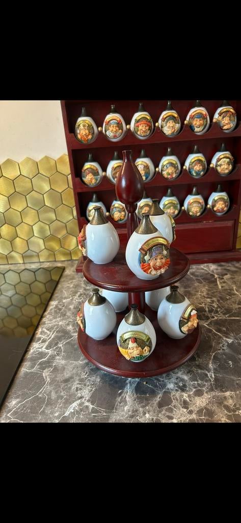 Efteling Laaf kruidenrek en tafel etagere met potjes, Ophalen of Verzenden, Zo goed als nieuw, Gebruiksvoorwerp