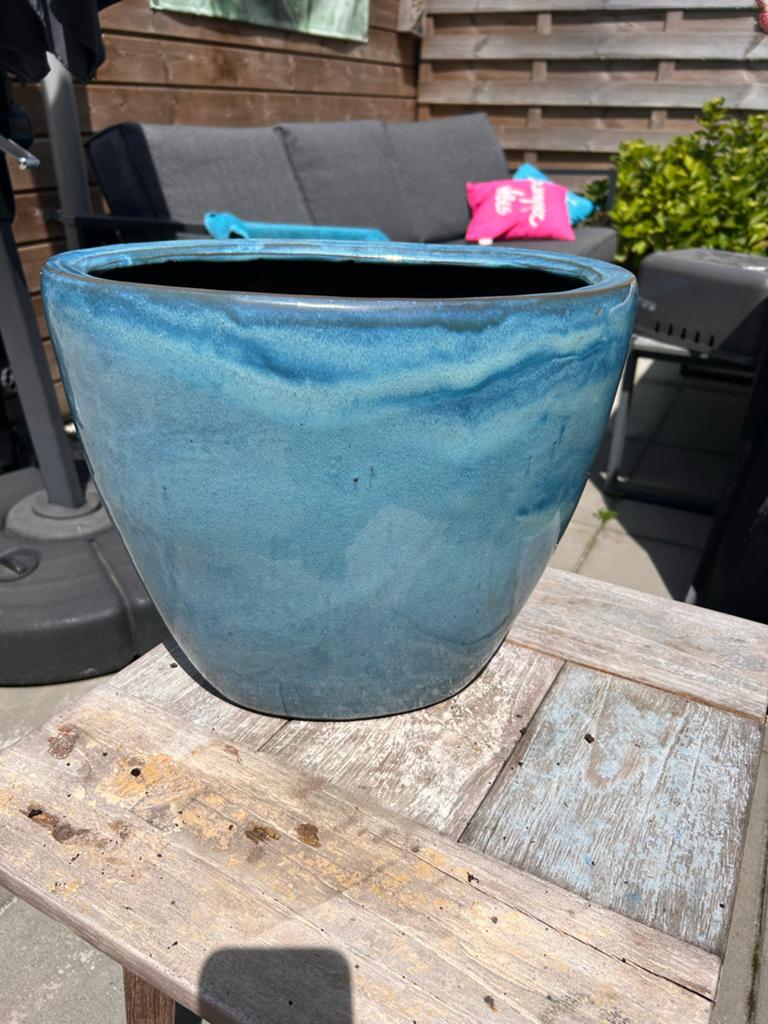Mooie blauwe bloempot voor binnen., Tuin en Terras, Bloempotten, Gebruikt, Rond, Binnen, Minder dan 40 cm